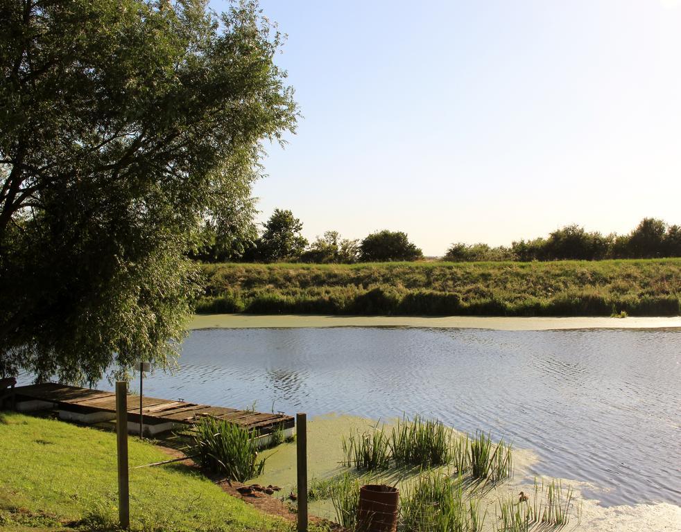 Ferienwohnung Waterside Escapes Dogdyke Exterior foto